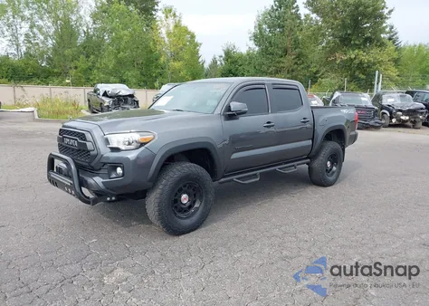 2016 Toyota Tacoma Dbl Cab/Sr/Sr5/Trd Spt/Or z USA, uszkodzony, nr VIN 3TMCZ5AN7GM029030